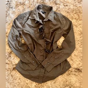 Gap button-up shirt